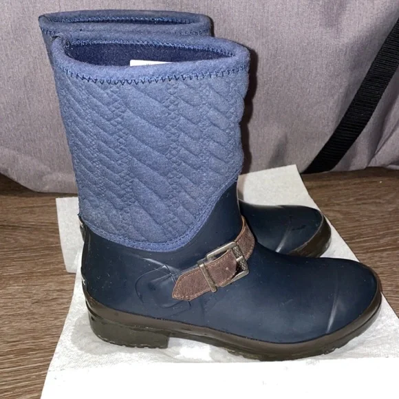 Sperry Navy Blue Rain Boots SIZE 6 - Picture 2 of 7